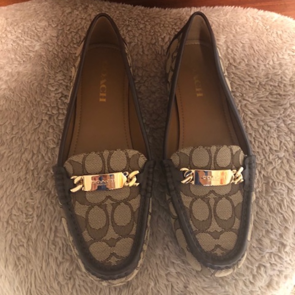 COACH Women’s loafers OLIVE size 10 Brown